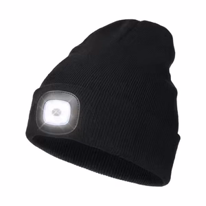 Kepurė su LED apšvietimu juoda