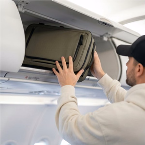 Tech-Protect Defender S50 kuprinė Ryanair ir Wizzar, 20L nešiojamam kompiuteriui - alyvuogių žalia