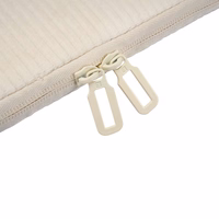 TUCANO Velluto 2 - Cover MacBook Air 13" (M4/M3/M2/M1/2025-2018) / Pro 13" / Laptop 12" (cream)