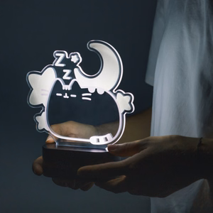 Pusheen Dreams LED naktinis šviestuvas, 19,5 × 17 cm