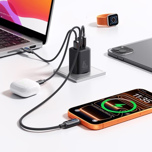 Joyroom JR-TO1 GaN 45W USB-C Lightning USB-A sieninis įkroviklis juodas