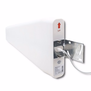 Qoltec 57021 – lauko 4G LTE antena, 18 dBi