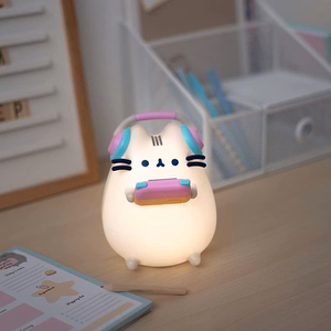 Pusheen lempa, 16 cm