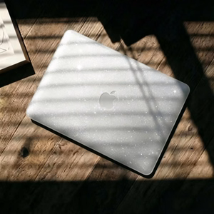Tech-Protect SmartShell deklas MacBook Neo 13 colio 2026, skaidrus su blizgučiais