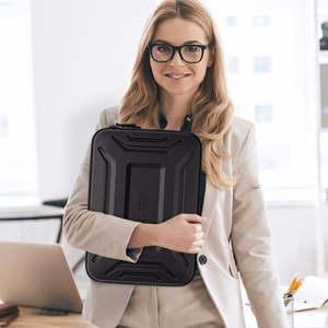 Tech-Protect Kevlar Pro nešiojamojo kompiuterio dėklas 15–16" - juodas
