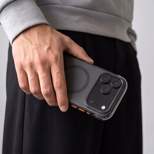 Tech-Protect MagAir MagSafe CC dėklas, skirtas iPhone 18 Pro / 17 Pro – matinis juodas