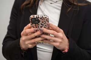 FORCELL F-PROTECT Mirage dėklas telefonui suderinamas su MagSafe IPHONE 15 Plus laukinė pantera