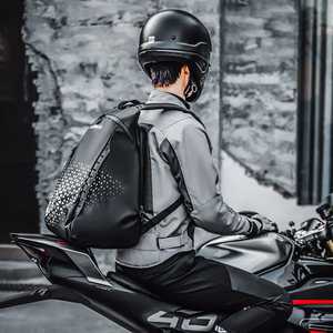 Rockbros H36 рюкзак с держателем для шлема 14.5L - черный