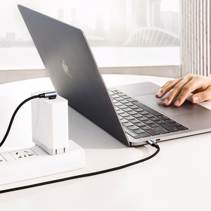 Ugreen US255 50125 USB-C (tiesus) / USB-C (kampinis) PD QC laidas 60W 3A 2m - pilkas