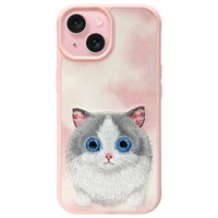 Nimmy Big Eyed Pet 2.0 Katės dėklas iPhone 15 – rožinis