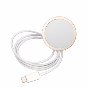 Rinkinys Guess GUBPP14LHMEACSK dėklas + įkroviklis iPhone 14 Pro 6.1" juodas/juodas kietas dėklas Marble Magnetinis