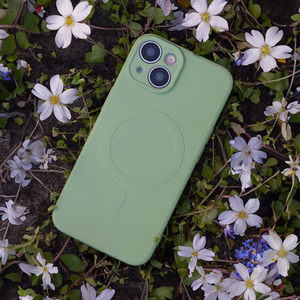 Dėklas Simple Color Mag skirtas iPhone 16e / 17e šviesiai žalias