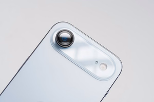 Forcell Premium grūdintas kameros lęšio stiklas – iPhone 17 šviesiai mėlynos spalvos