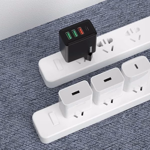 Įkroviklis Dudao A5H juodas 20W (1xPD / 3xQC3.0)