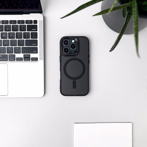 Su "MagSafe" suderinamas "Samsung Galaxy A57" madingas dėklas - juodas