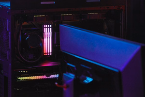 KINGSTON 128GB 5600MT/s DDR5 CL36 RGB