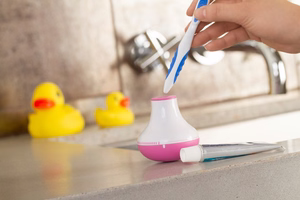Quirky Bobble Brush dantų šepetėlio laikiklis, mėlynas