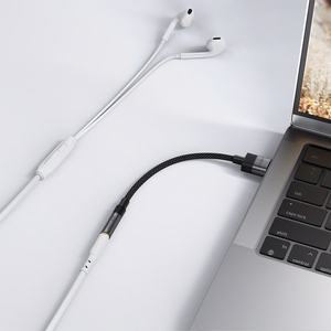 Acefast J13 USB-A į 3.5mm mini jack adapteris - juodas