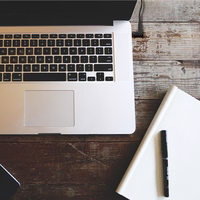 Qoltec 51025 maitinimo adapteris / inverteris Juoda