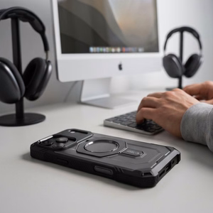 Tech-Protect MagForce MagSafe dėklas, skirtas iPhone 17 Pro / 18 Pro – matinis juodas