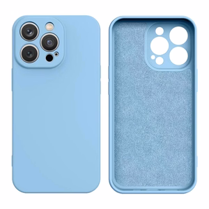 Силиконовый чехол iPhone 14 Plus светло-голубой