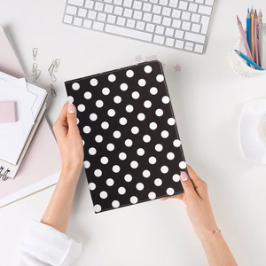 Wonder Canvas planšetinio kompiuterio dėklas 13 colių - juodas su taškeliais