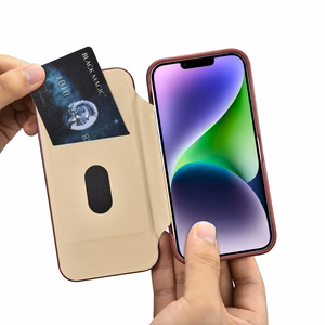 iCarer CE Premium odinis folio dėklas iPhone 14 Plus su MagSafe magnetiniu flipu - raudonas