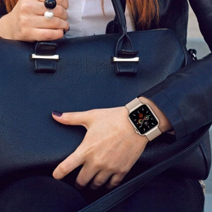 TECH-PROTECT MILANESEBAND APPLE WATCH 4 / 5 / 6 / 7 / 8 / 9 / SE / ULTRA 1 / 2 (42 / 44 / 45 / 49 MM) auksinis