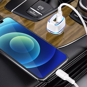 KAKU automobilinis įkroviklis KSC-528 Shengyu - 2xUSB - 2,8A su USB į Micro USB baltas