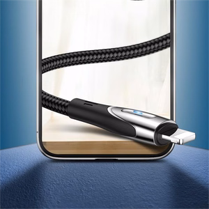 Joyroom Sharp serijos S-M411 USB-A / Lightning 3A kabelis 1.2m su įkrovimo indikacija - juodas