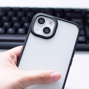 Satino matinė dėklas telefonui Samsung Galaxy S24 Plus juoda