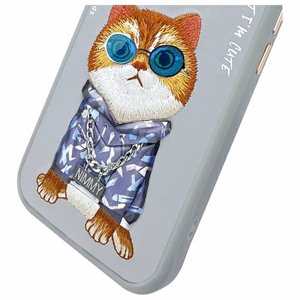 Nimmy Glasses Cool Cat iPhone 15 dėklas - pilkas