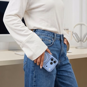 Tech-Protect Magmat MagSafe CC dėklas, skirtas iPhone 17 Pro Max / 18 Pro Max – skaidrus šviesiai mėlynas