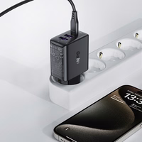 Acefast A57 PD 35W GaN įkroviklis 2 x USB-A + USB-C su 3 jungtimis - juodas