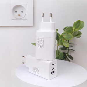 "Maxlife MXTC-08-65ACC PD QC įkroviklis 2x USB-C 1x USB 65W baltas
