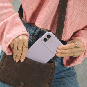 Tech-Protect Silicone magnetinis dėklas telefonui iPhone 17 - violetinis