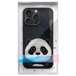 Nimmy Big Eyed Pet 2.0 Panda dėklas iPhone 15 Pro – juodas
