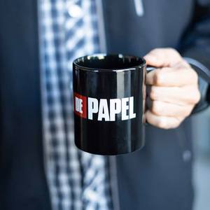 La Casa De Papel Logo keraminis puodelis dovanų dėžutėje, 330 ml