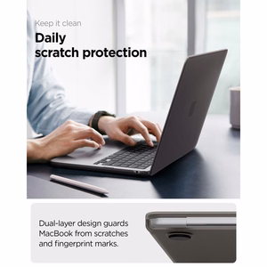 Spigen AirSkin dėklas, skirtas MacBook Air 13" 2023 / 2024 / 2025 / 2026 – pusiau skaidrus