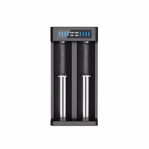 Li-ion 18650 cilindrinių baterijų įkroviklis Xtar MC2 PLUS