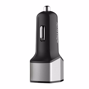 Nillkin Celerity 32 W automobilinis įkroviklis su 2 USB-A ir 1 USB-C jungtimi, sidabro spalvos