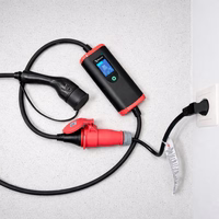 Adapteris Reach CEE 16A 400V į 220V Schuko