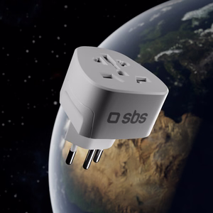 Adapteris iš CH sieninio kištuko į universalų kištuką