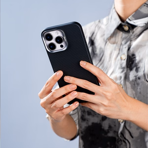 Benks Magnetinis Armor Air Kevlar dėklas telefonui iPhone 15 Plus su metaliniu rėmu 600D (m) - juodas