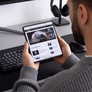 Tech-Protect Magmat MagSafe dėklas Samsung Galaxy Z Fold 8, matinis juodas