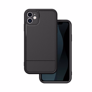 Paprastas anglies dėklas iPhone 11 juodas