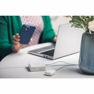 FORCELL F-ENERGY daugiafunkcis įkroviklis 15W 4in1 su USB/USB-C jungtimi, išorine baterija 8000mAh ir belaidžiu įkrovimu