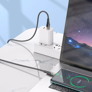 Kabelis USB A į USB C Hoco 2,4A 1,2 m U121 juodas permatomas