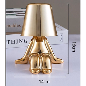 Stalo lempa prie lovos GOLD MAN Art Deco sėdinti (versija 6) MLTL