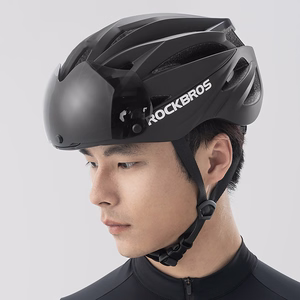 Rockbros dviratininko šalmas su skydeliu ir nuimamais apsauginiais UV akiniais, unisex - juodas/rudas